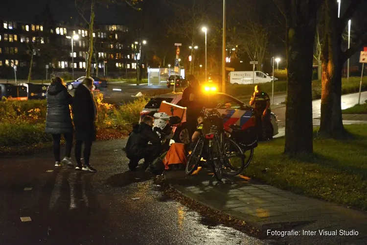 Fietser gewond bij aanrijding met bezorgscooter