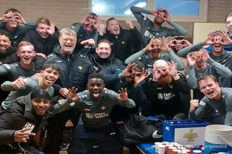 AFC '34 dichter bij de top na winst op WV-HEDW