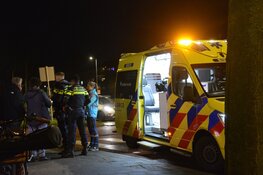Fietser lichtgewond bij aanrijding op Drechterwaard