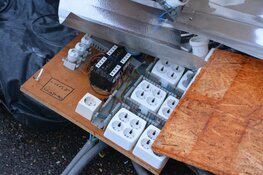 Restanten hennepkwekerij gedumpt in Koedijk