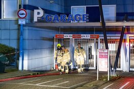 Brand in parkeergarage De Mare in Alkmaar, vermoeden van brandstichting