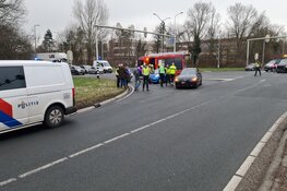 Twee gewonden bij ongeluk op drukke kruising in Alkmaar