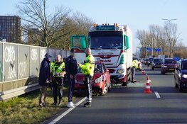 Aanrijding met vrachtwagen en drie auto’s in Alkmaar