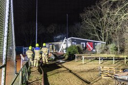 Flinke brand bij tennisvereniging BSV in Bergen