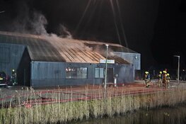 Brand bij Pesiehal Tenniscentrum in Alkmaar