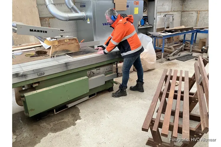 HVC start proef met aparte inzameling herbruikbaar hout