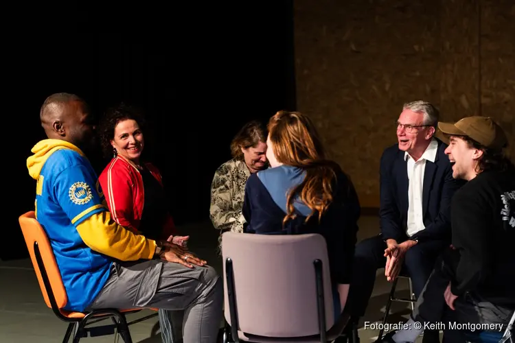 Uitverkocht festival springtijd brengt jonge theatermakers samen in Theater de Drukkerij