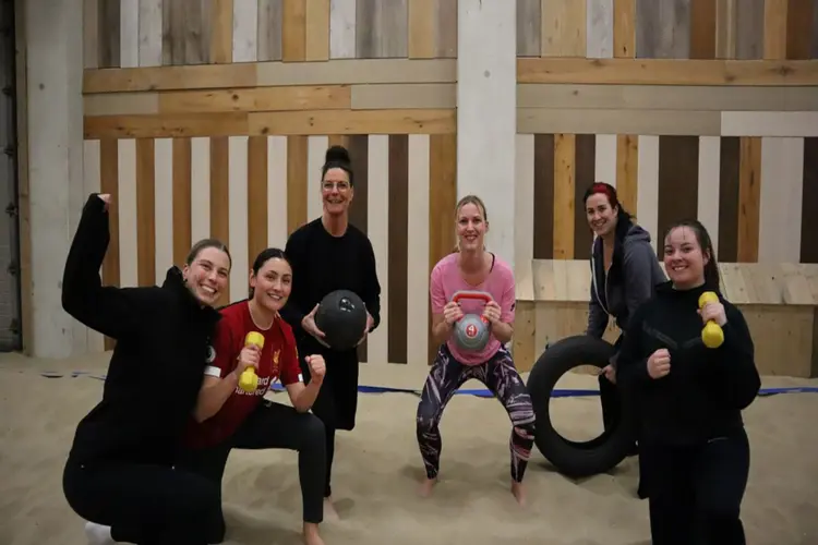 Boost je Fitheid: Gratis Bootcamp Voor Vrouwen bij Indoor Beach Alkmaar!