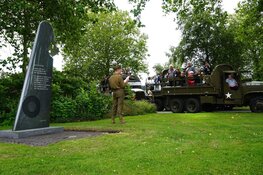 Rij mee in W.O.II Oldtimers én ontdek verhalen achter W.O.II Monumenten!