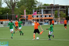 Jong Holland scoort na rust onvervalste zevenklapper en blijft in spoor HBOK