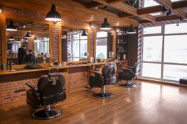 De nieuwste trends in showroom saloninrichting