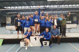 Damesteam HollandSchermen haalt NK Beker na jaren terug naar Alkmaar