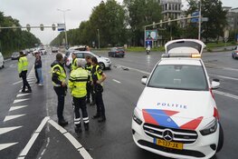 Schade en vertraging door ongeluk op Martin Luther Kingweg