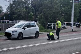 Vrouw ernstig gewond na aanrijding op Geestersingel