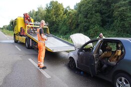 Auto door vlammen gegrepen op Schagerweg