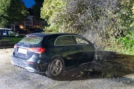 Brandweer heeft handen vol aan nachtelijke autobranden in Alkmaar
