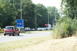 Aanrijding met veel schade op Nollenweg in Alkmaar