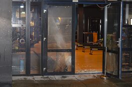 Brand na explosie bij Dynamic Fit in Alkmaar