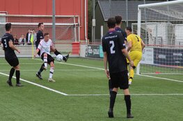 Jonge keeper Kick Goudsblom toont zich "penaltykiller" voor Alcmaria Victrix