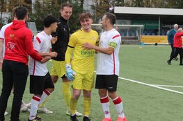 Jonge keeper Kick Goudsblom toont zich "penaltykiller" voor Alcmaria Victrix