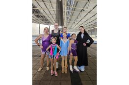 Succesvol wedstrijdweekend voor kunstrijders Deen Figure Skating Alkmaar met 4 podiumplekken