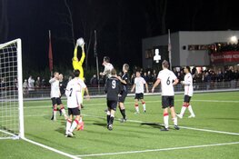 Alkmaarsche Boys troeft Alcmaria Victrix af in sfeervolle derby en is nu koploper