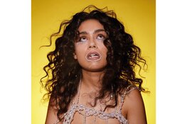 'Almighty Sometimes' van Theater Oostpool in TAQA Theater De Vest