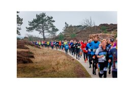 Dan Kibet en Juliette Thomas winnen Groet uit Schoorl Run