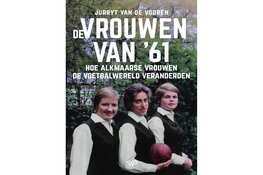 Tijdens het onderzoeksproject ‘De vrouwen van ‘61’. Gevonden op een zolder in Alkmaar: het eerste tenue ter wereld van een vrouwelijke voetbalscheidsrechter
