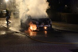Auto door brand verwoest aan Israëlslaan in Alkmaar