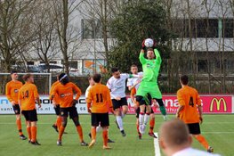 Alcmaria Victrix zit koploper weer op de hielen na zevenklapper tegen Oudesluis