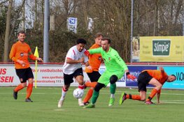 Alcmaria Victrix zit koploper weer op de hielen na zevenklapper tegen Oudesluis