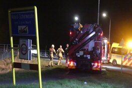 Zwaargewonde bij ongeluk in Noord-Scharwoude, brandweer zoekt mogelijk tweede slachtoffer