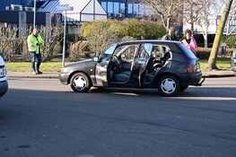 Ongeluk op Hazenkoog in Alkmaar: scooter tegen auto