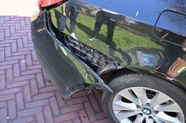 Kopstaartbotsing op Lodewijk van Velthemstraat in Alkmaar