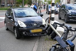 Wesp in auto zorgt voor eenzijdig ongeval
