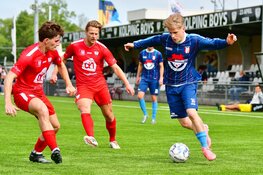 Plotseling scoort het gedegradeerde Kolping Boys er tegen Hollandia op los