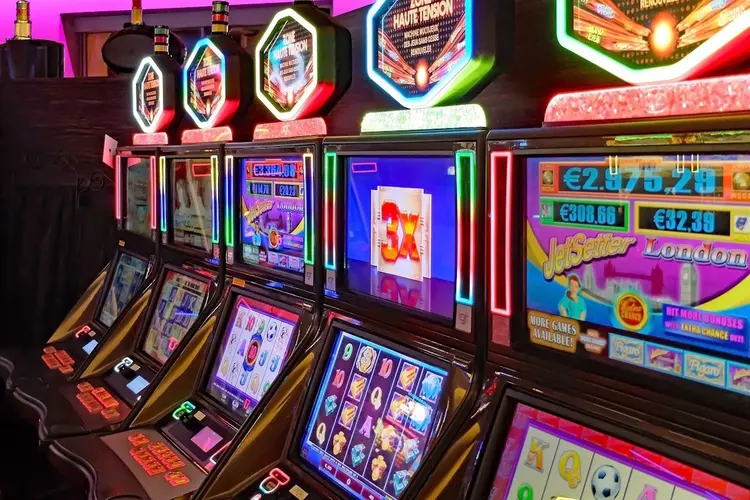 Waarom laten sommige landen alleen toeristen toe in casino’s?