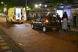 Gewonde man met steekwond aangetroffen in bushokje in Alkmaar