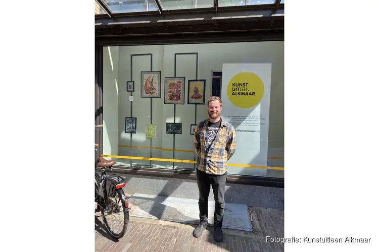 Kunstenaars van Kunstuitleen Alkmaar in de etalage bij Jumbo Monique. Deze maand: Barry Timmer – Zonder Pauzeknop