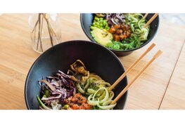 Feestelijke heropening The Asian Good Food bar eazie in Alkmaar. 50% korting op 2e gerecht naar keuze.