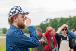 Karavaan viert 200 jaar Noord-Hollands kanaal met een theatrale expeditie