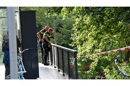 Zwaargewonde na steekpartij, persoon aangehouden door politie