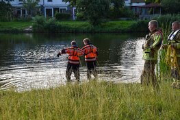 Zoekactie op de Oudieplas voor mogelijk persoon te water