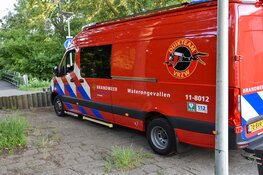 Zoekactie op de Oudieplas voor mogelijk persoon te water