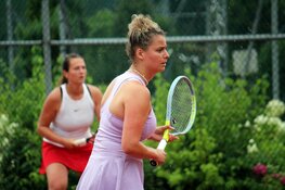 Stortbuien op zondag kunnen pret niet drukken op geslaagd openingsweekend Victorie Open
