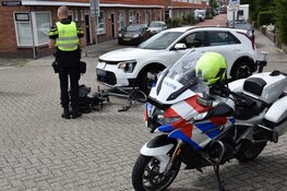 Fietsster gewond na aanrijding met taxi in Alkmaar