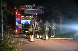 Grote stapel pallets gaat in vlammen op in Alkmaar, scoutinggroep doet oproep