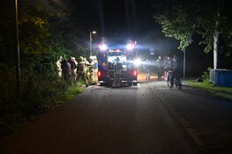 Grote stapel pallets gaat in vlammen op in Alkmaar, scoutinggroep doet oproep