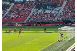 AZ start eredivisieseizoen met ruime zege op FC Groningen